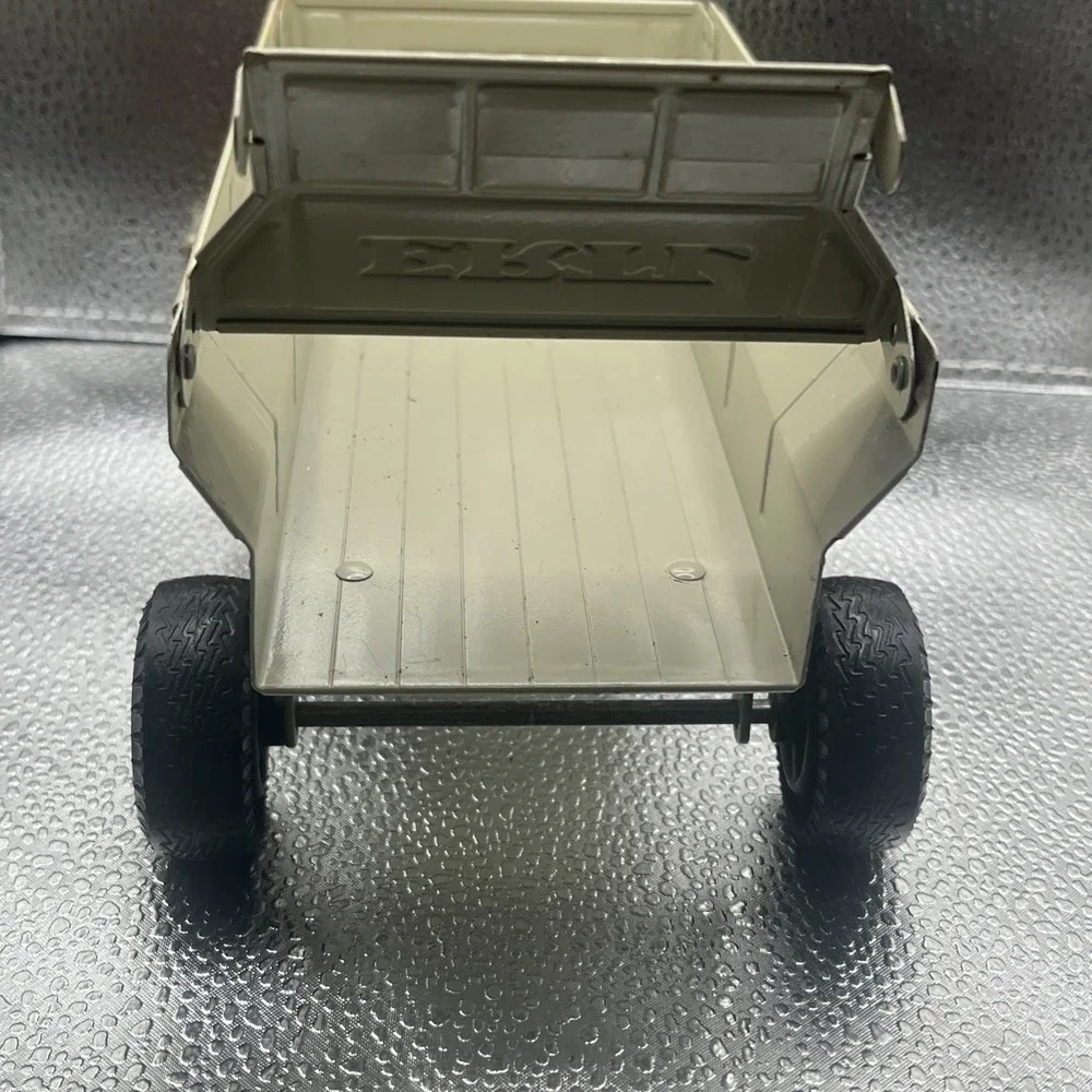 Vintage Ertl Grain Feed Wagon Trailer Farming Toy's Pressed Steel (1054) - Picture 16 of 16